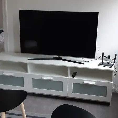 Etage 1 Sweet Netflix Wifi Apartman *